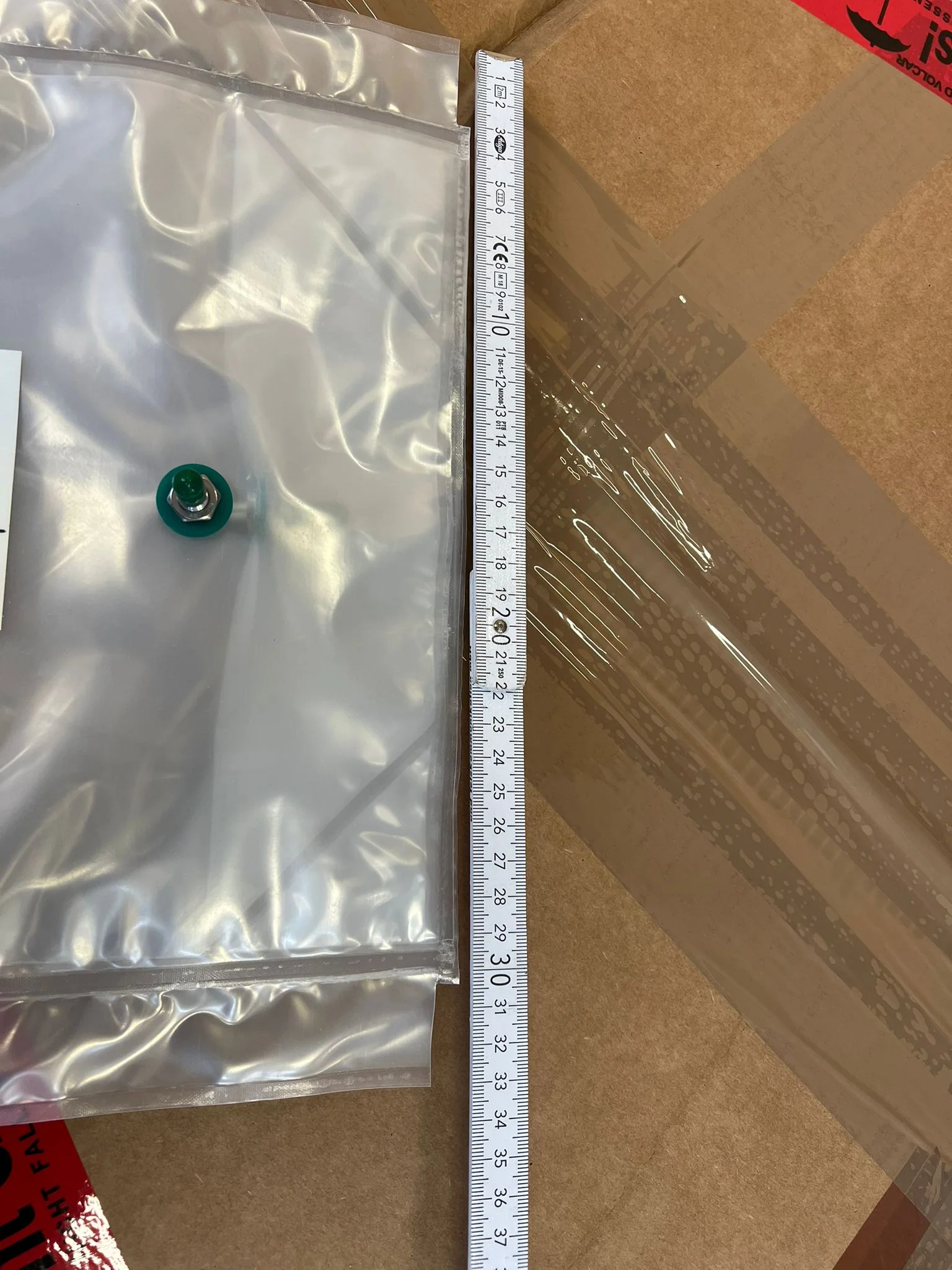 Bladder Tank V2 - 5L Cylinder Fuel Bag 70071 from Tomahawk Aviation - Image 4