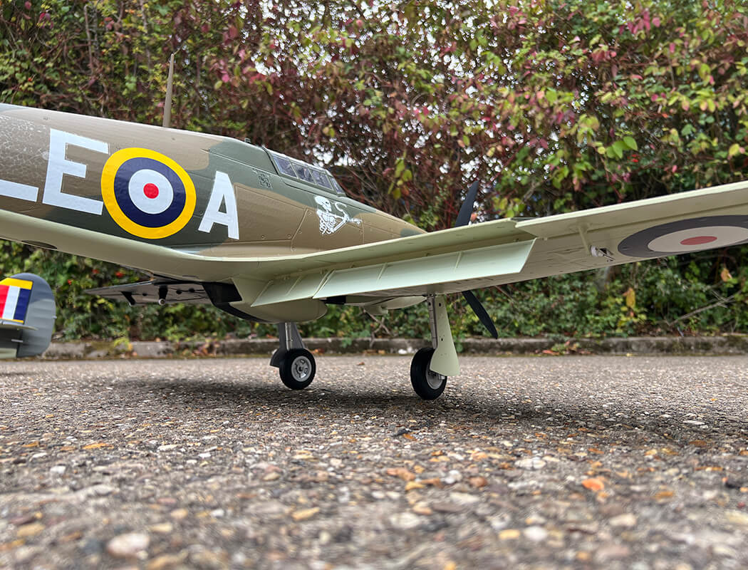 XFLY Hawker Hurricane Mk1 Brown/Green 1200mm PNP XF126P-B - Image 19